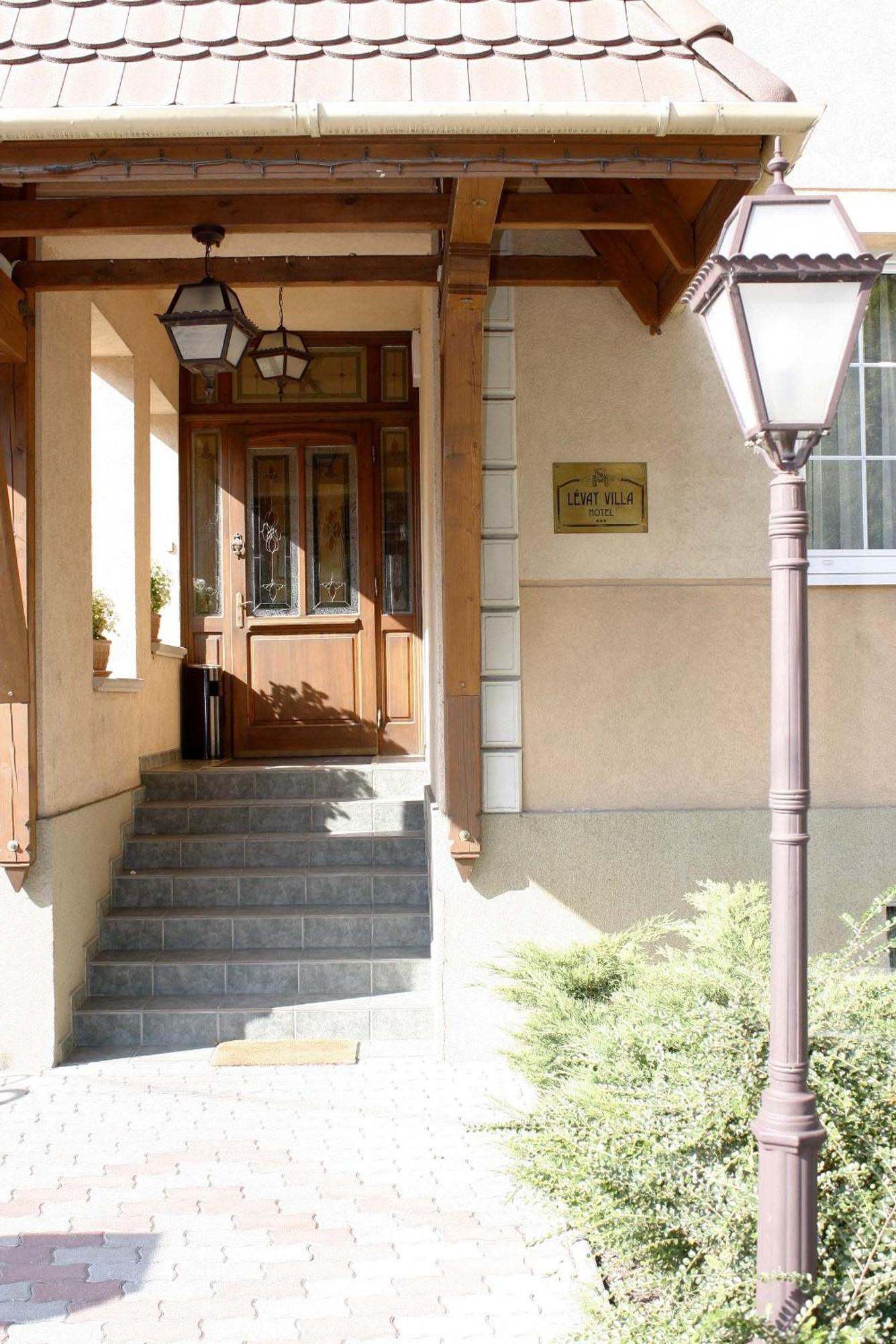 Levay Villa Hotel Miskolc Exterior foto